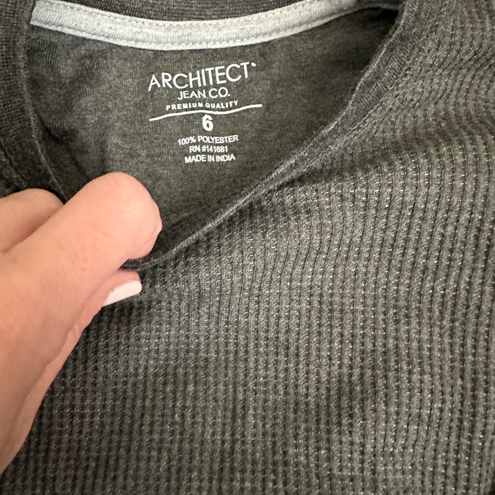 Bundle of 3 layering tops - Picture 4 of 7